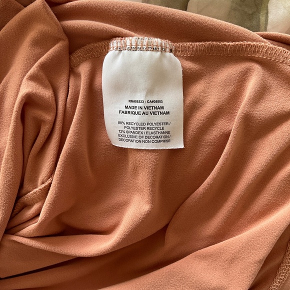 Nike Sleeveless Athletic Tank Top Size Small in Pink Salmon - Picture 6 of 8